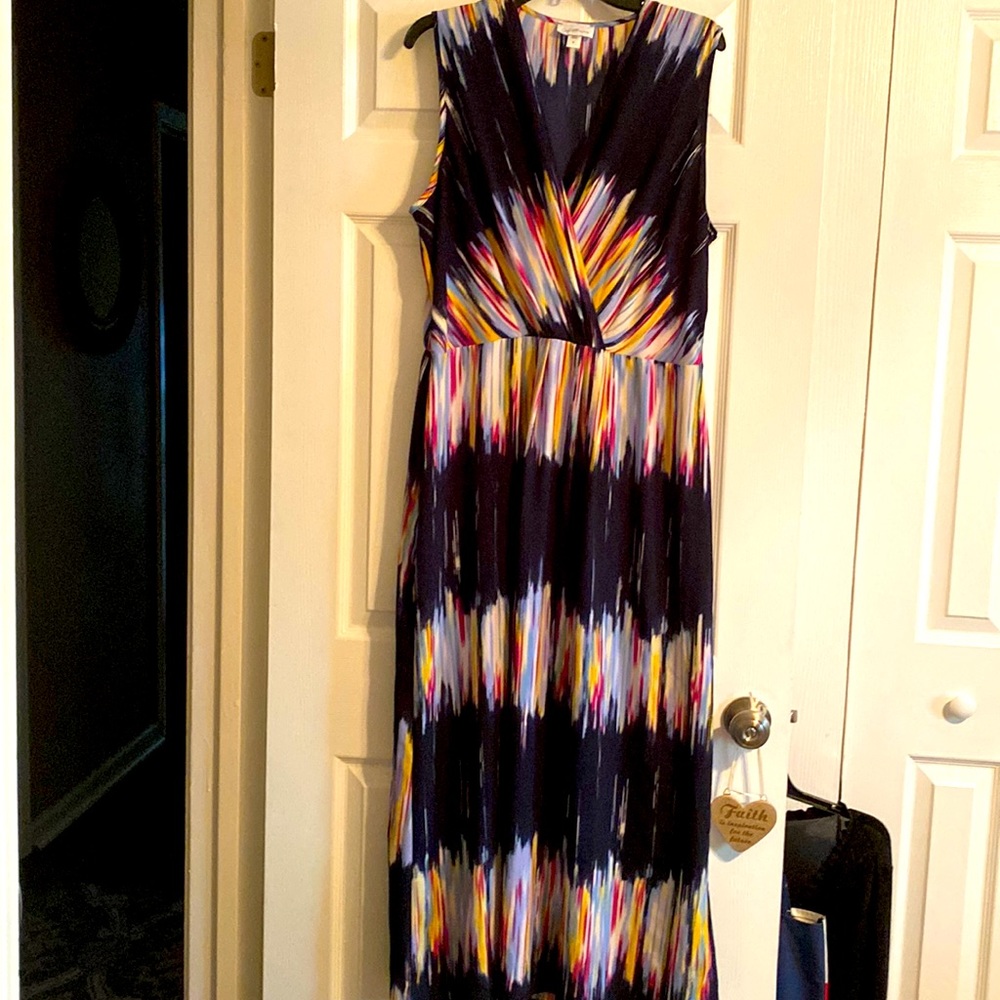 Jaclyn Smith collection dress